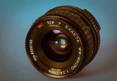 Exakta 28 mm - M42